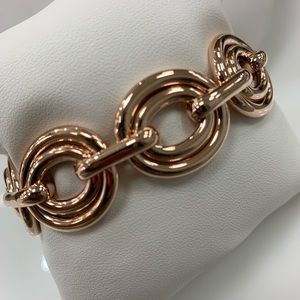 Meet your Posher, Graciela